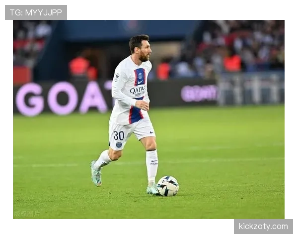 姆巴佩凌晨四点还在健身房，手机里存着37个未接来电